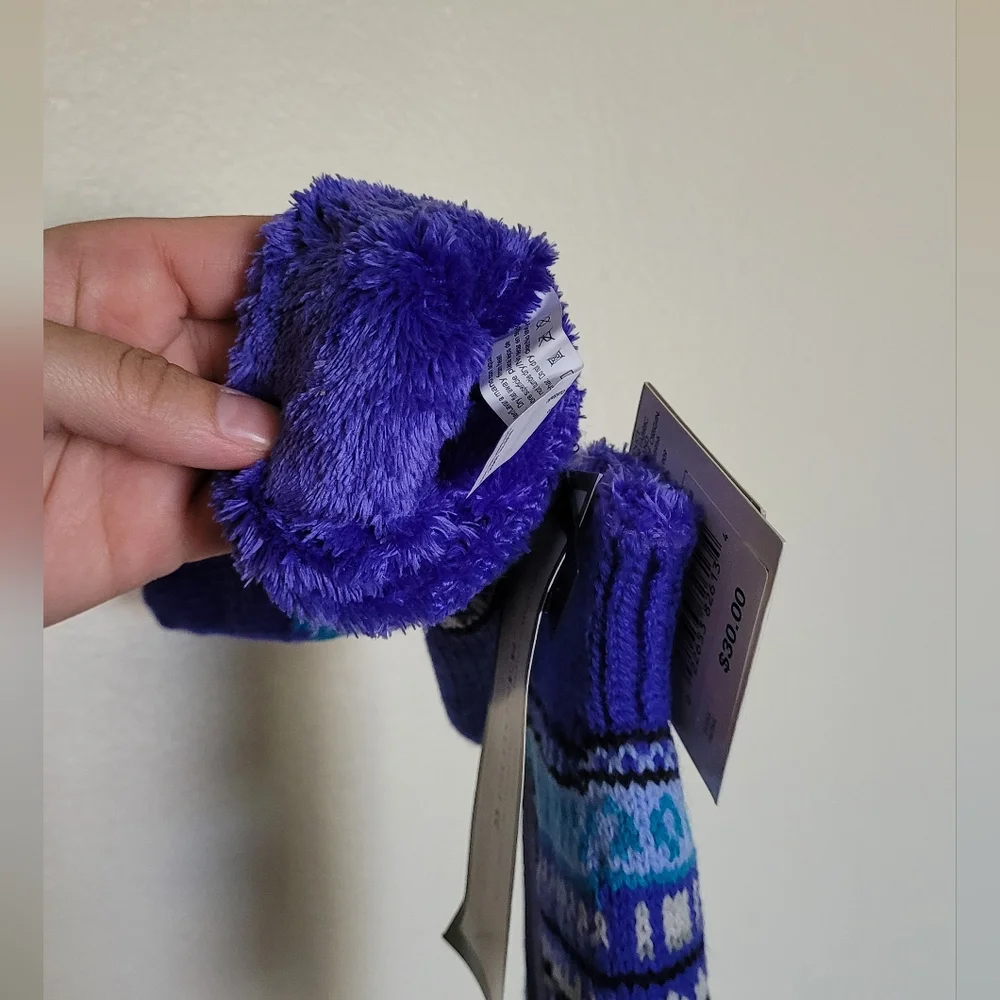 Isotoner Fair Isle Micro Luxe Lined Gloves, One Size. Violet & White Patterned.
